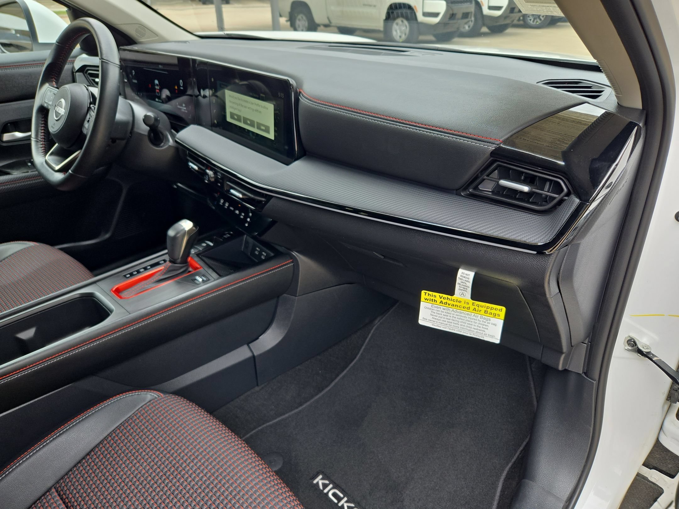 Used 2025 Aspen White Tricoat Nissan SR image 28