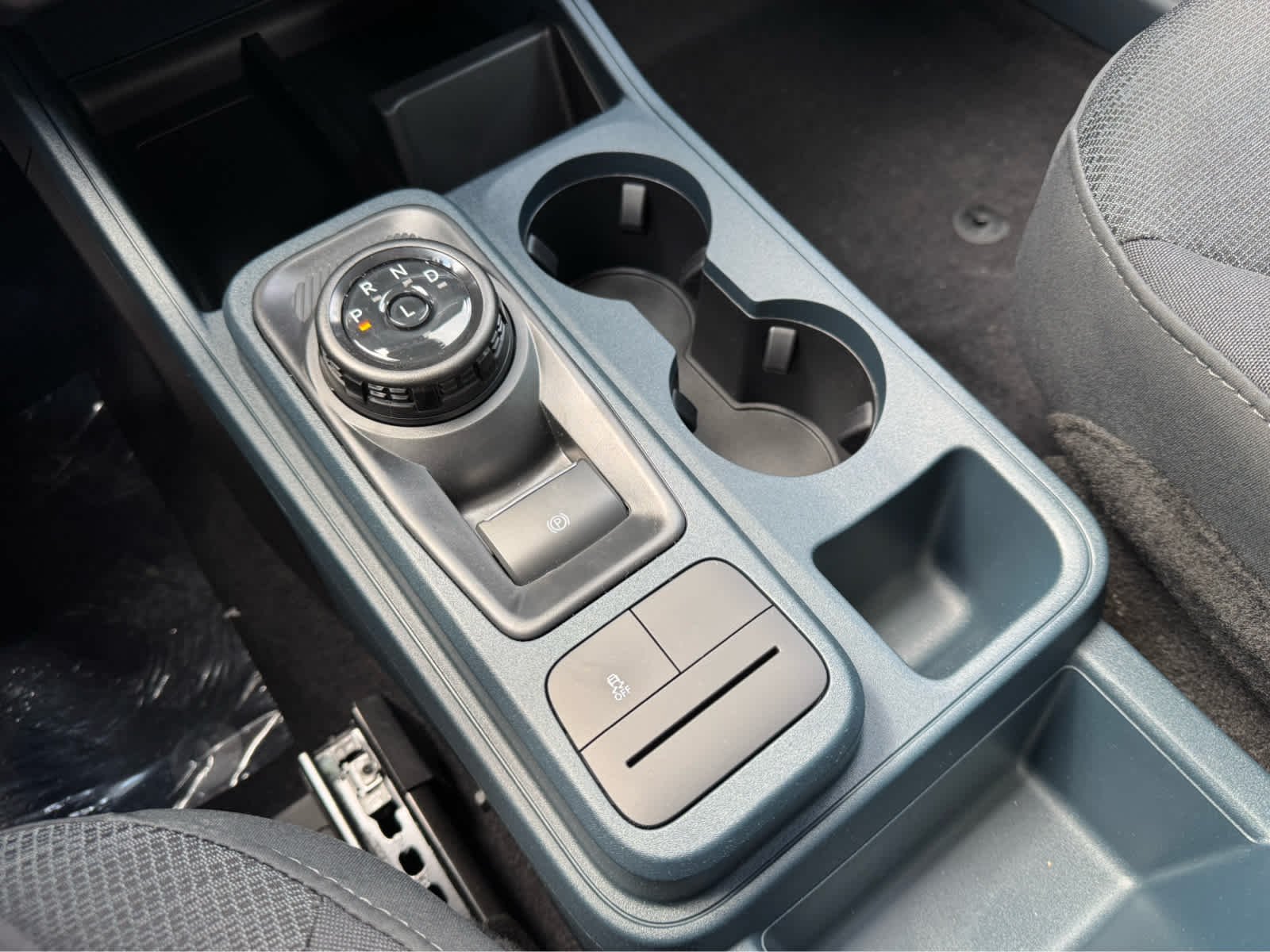 New 2026 Carbonized Gray Metallic Ford XL image 19