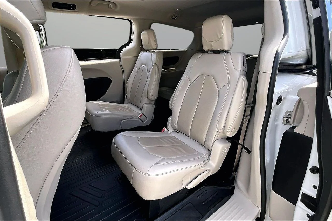 Certified Used 2021 White Chrysler Touring L image 20