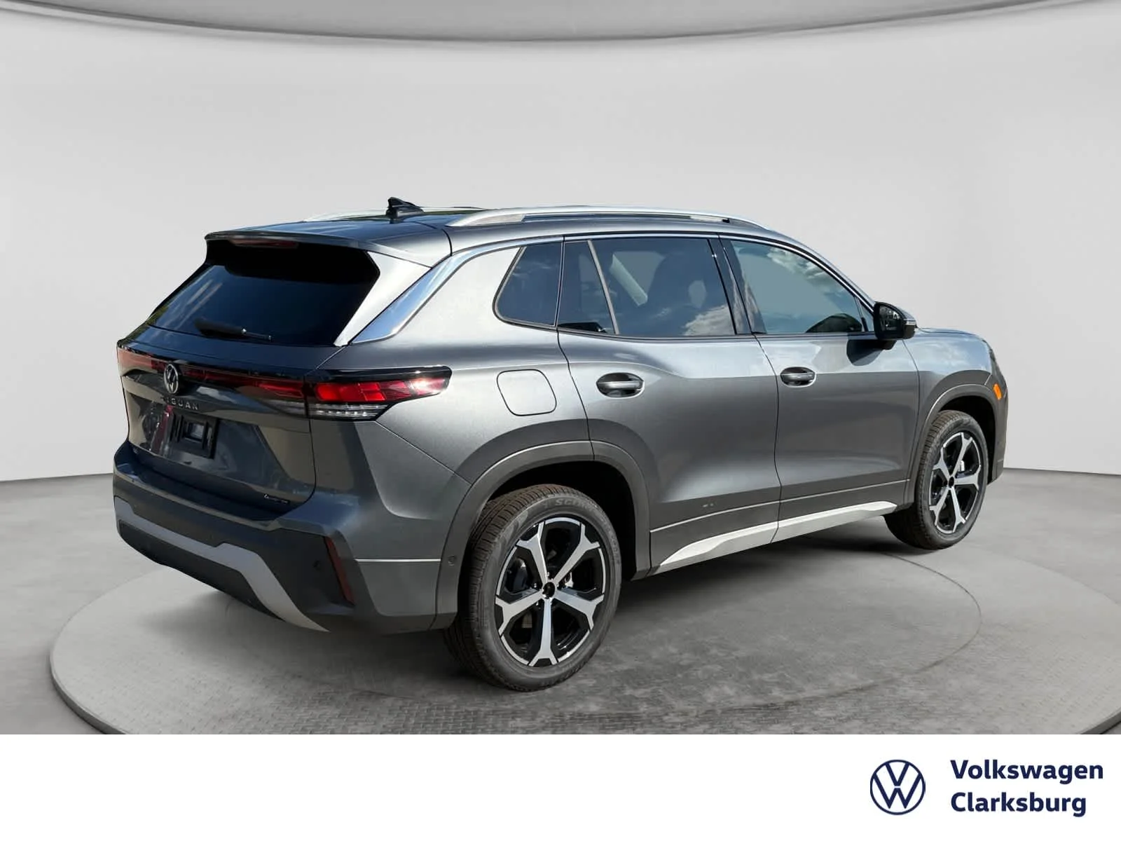 New 2026 Platinum Gray Metallic Volkswagen SE image 5
