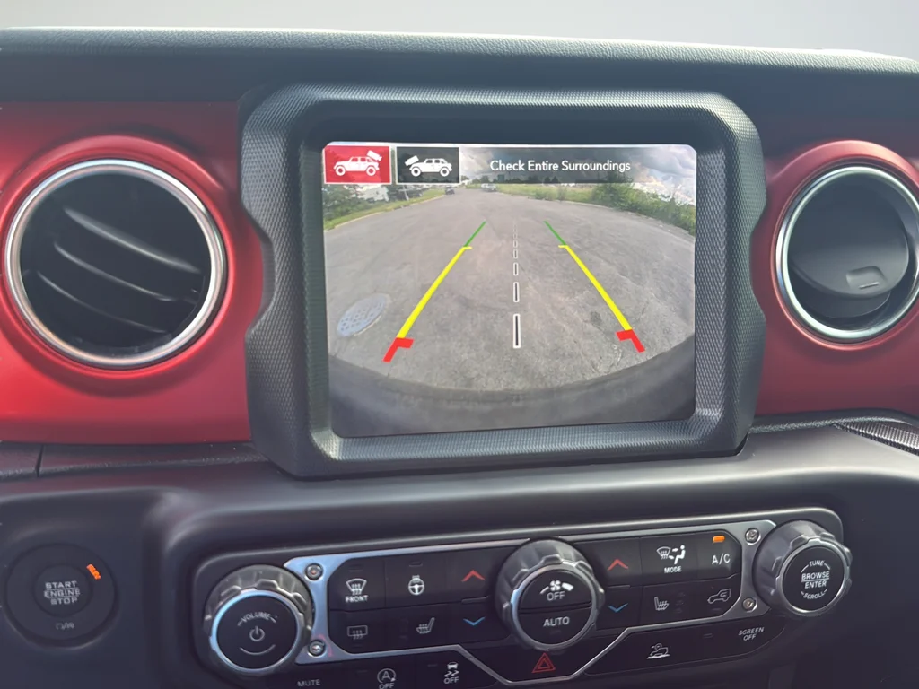 Used 2021 Red Jeep Unlimited Rubicon image 13