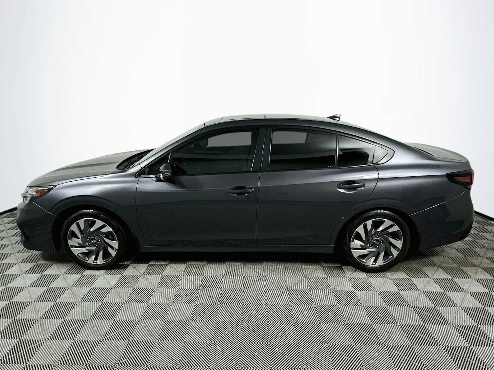 Certified Used 2024 Magnetite Gray Metallic Subaru Limited image 4