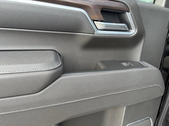 2026 GMC Sierra 1500 SLT - Photo 16