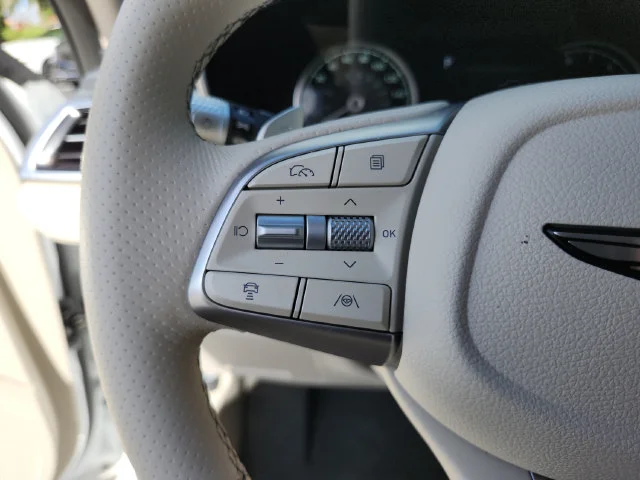 Used 2026 White Genesis 2.5T Prestige image 33