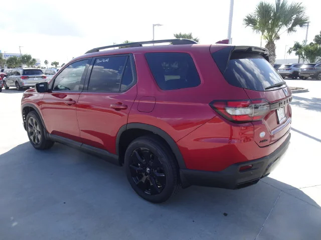 New 2026 Radiant Red Metallic II Honda Black Edition image 6
