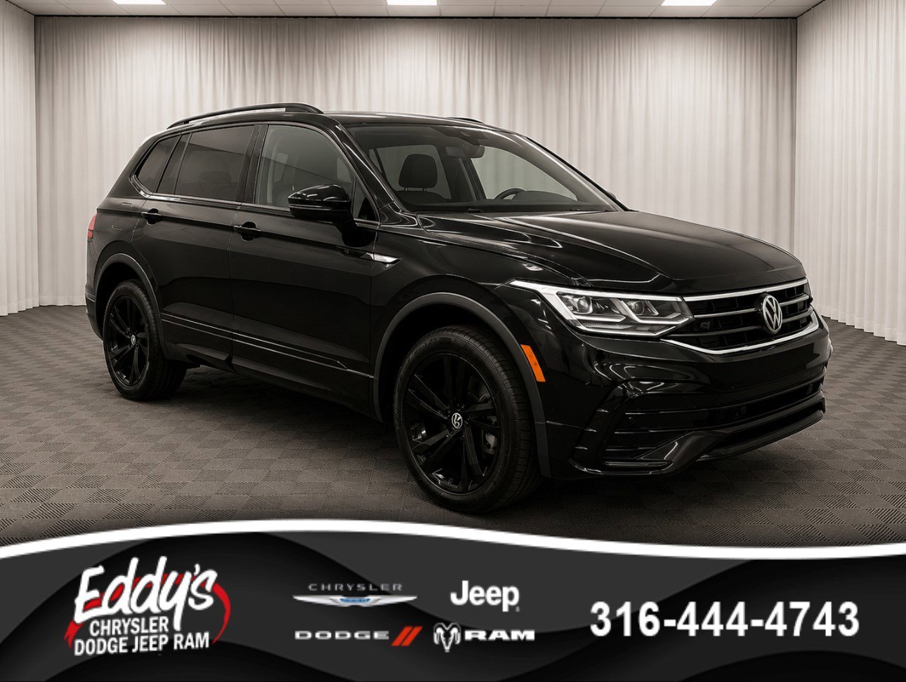 2024 Volkswagen Tiguan 2.0T SE R-Line Black 4Motion's photo