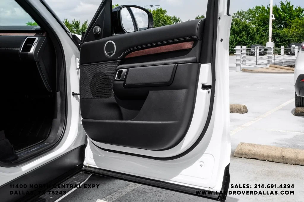 New 2026 Fuji White Land Rover Dynamic SE image 55