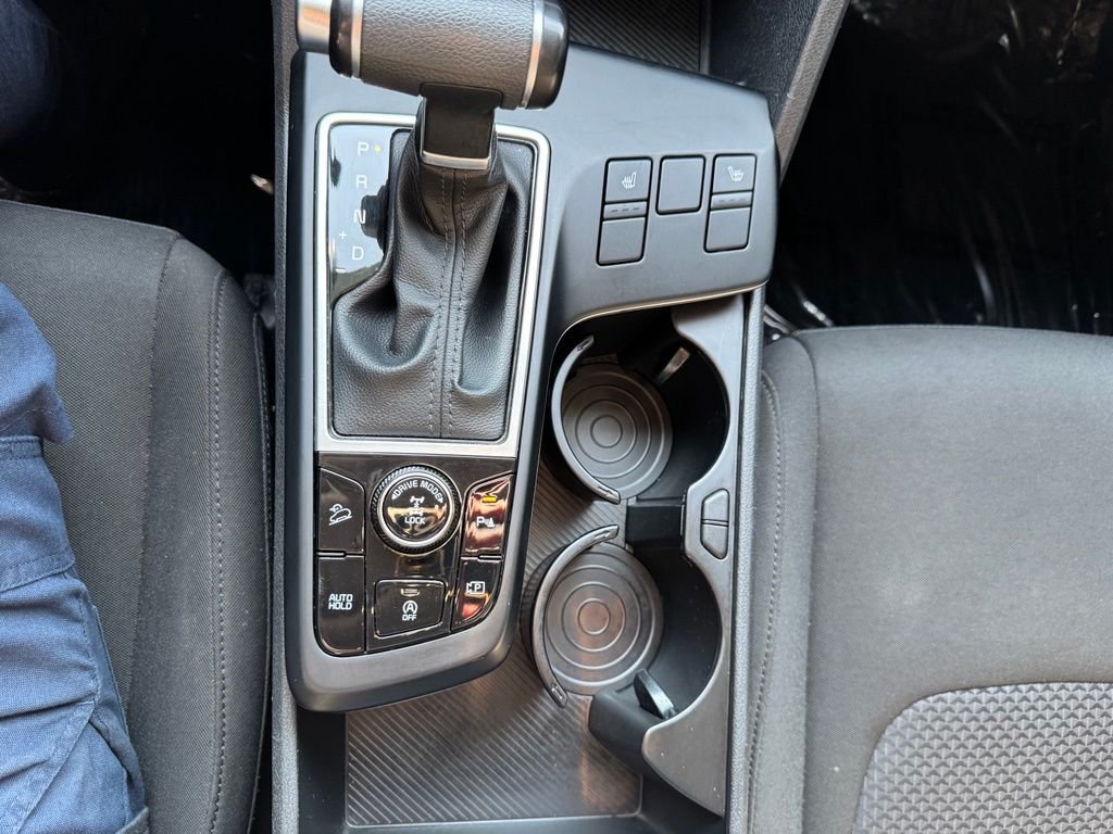 2023 Kia Sportage LX - Photo 16