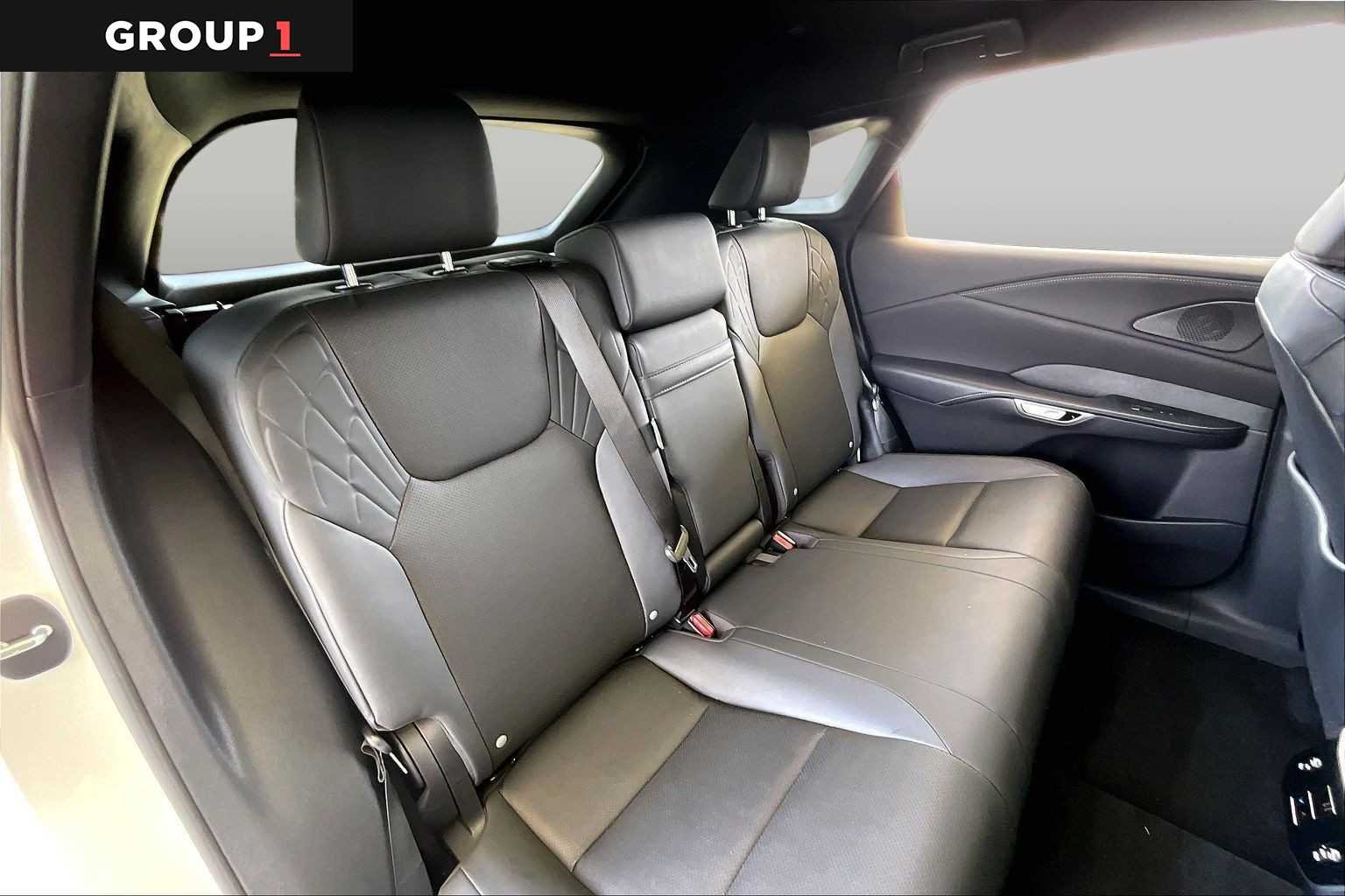 Certified Used 2024 Eminent White Pearl Lexus  image 17