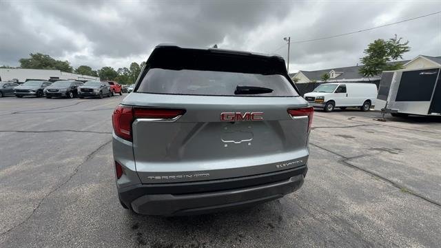 New 2026 Sterling Metallic GMC Elevation image 7