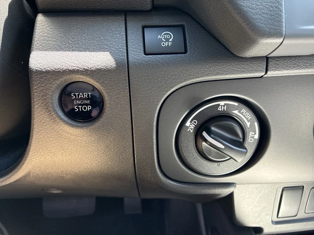 New 2026 Glacier White Nissan King Cab® S image 19