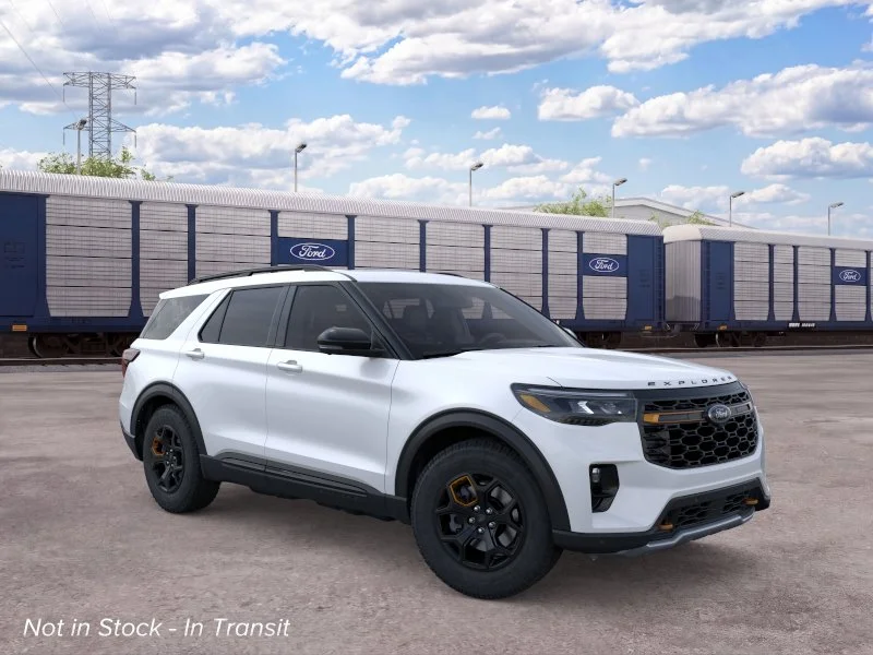 New 2026 Star White Metallic Tri-Coat Ford Tremor® image 7