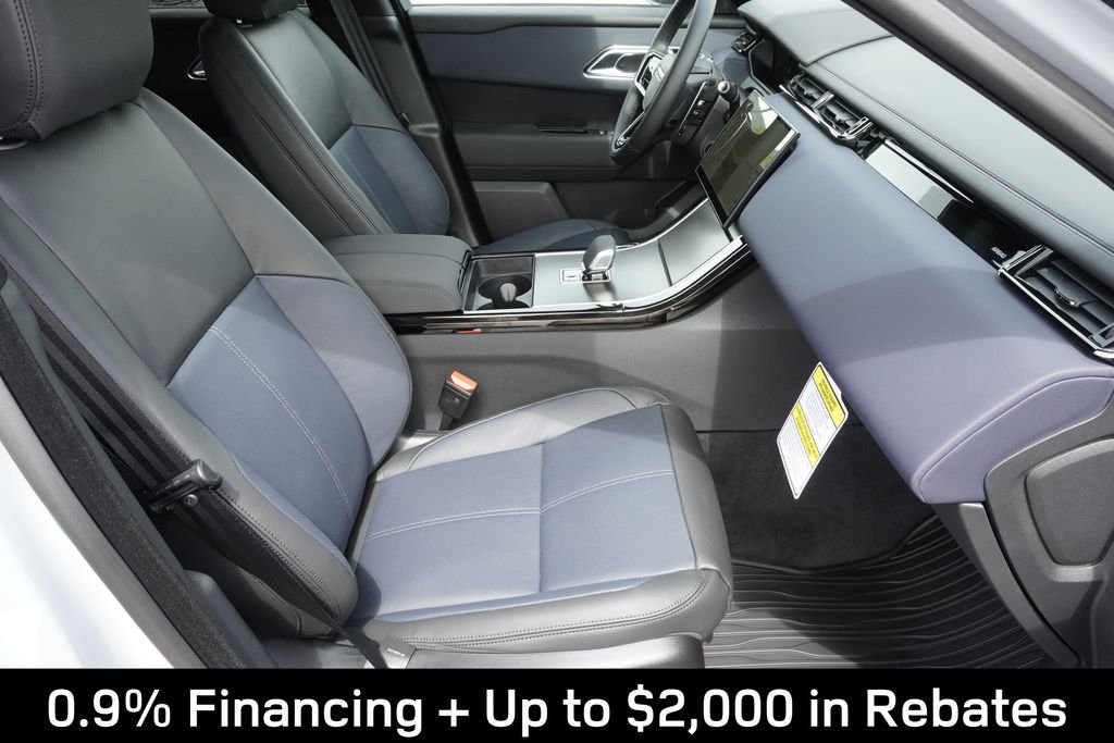 New 2026 Arroios Grey Land Rover Dynamic SE image 23