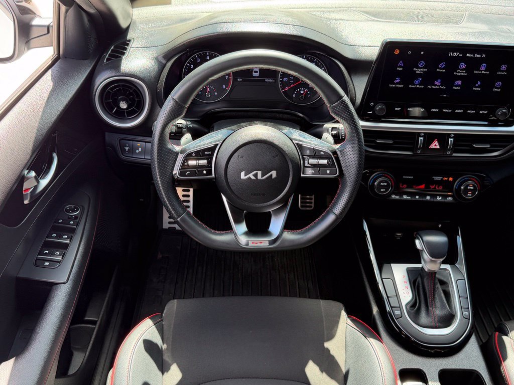 Used 2023 White Kia GT image 8