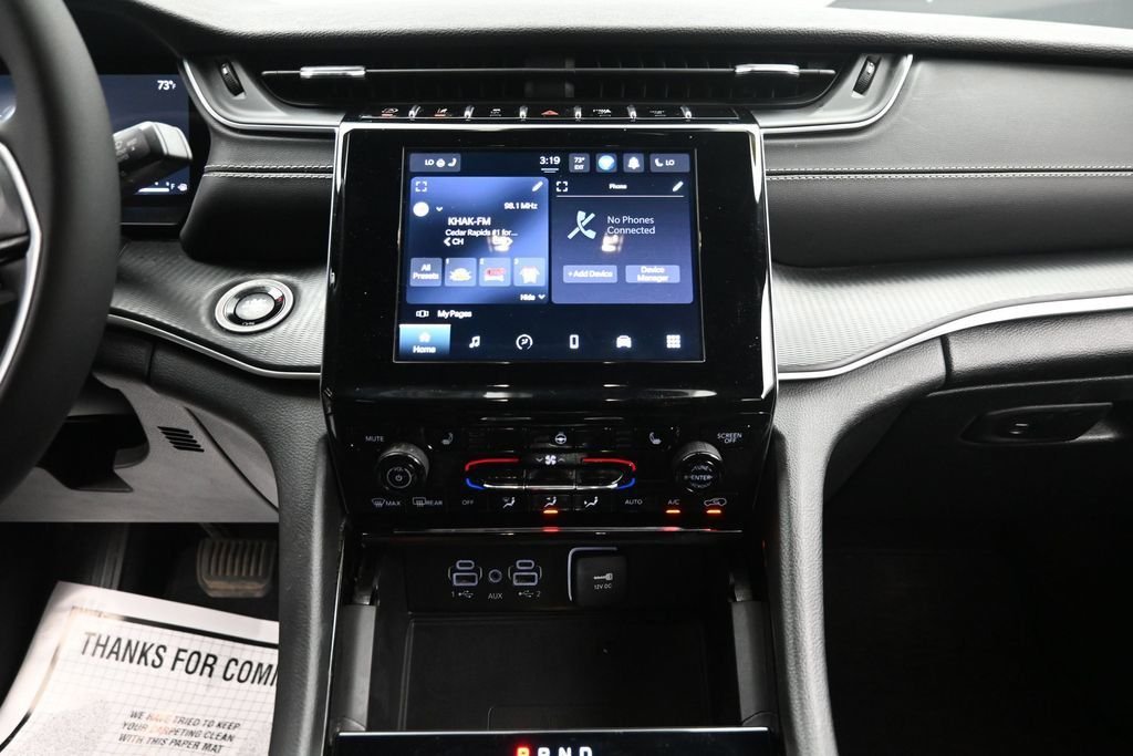 Used 2023 Black Jeep Altitude X image 19