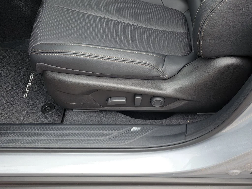 2026 Subaru Outback Limited - Photo 20