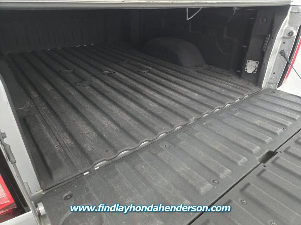 Used 2021 Quicksilver Metallic GMC Denali image 20