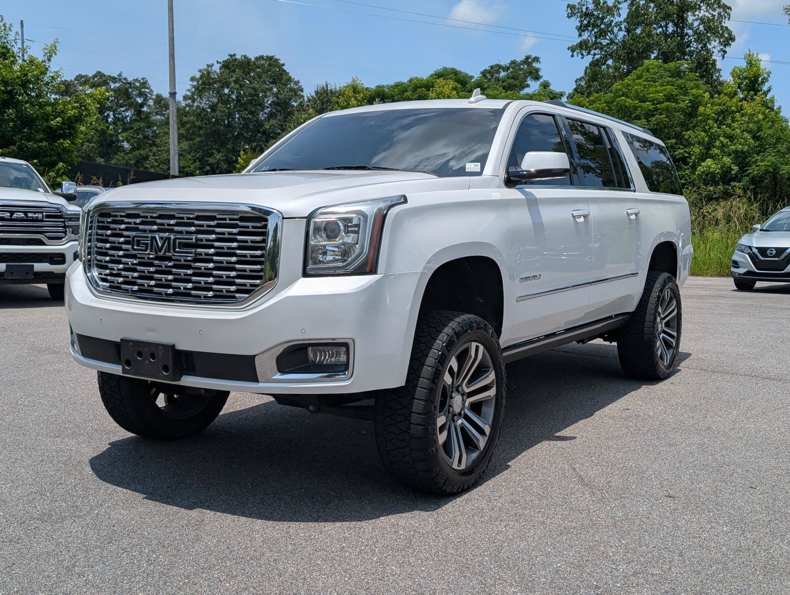 2020 GMC Yukon Denali AWD's photo