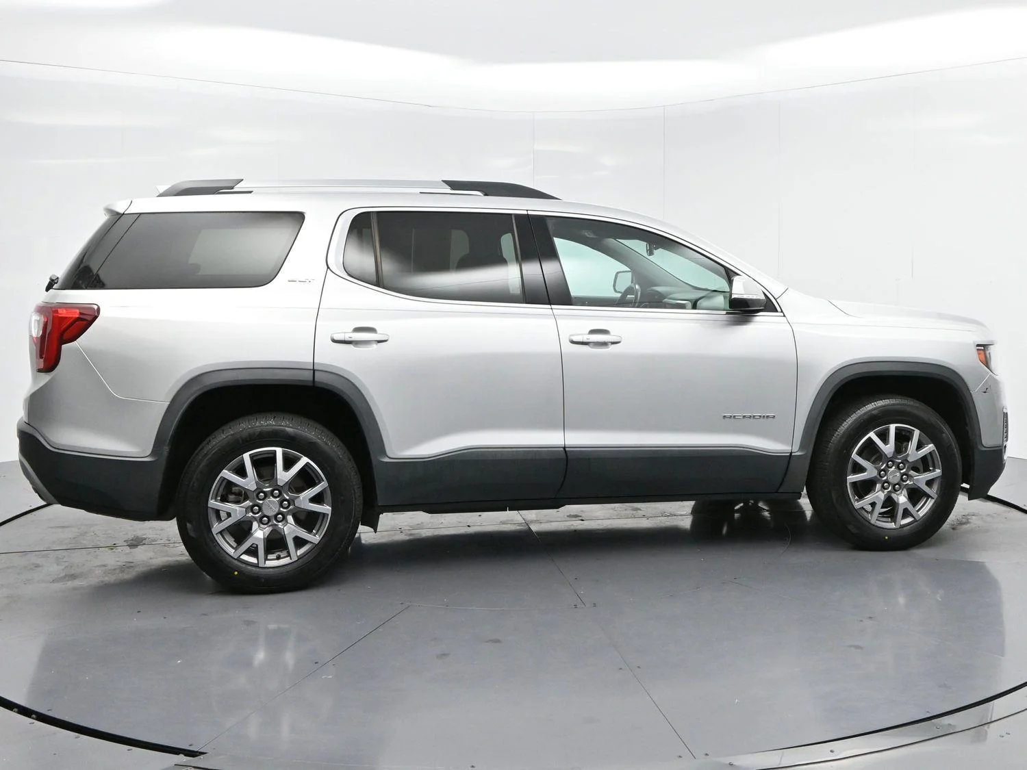 Used 2020 Quicksilver Metallic GMC SLT image 8