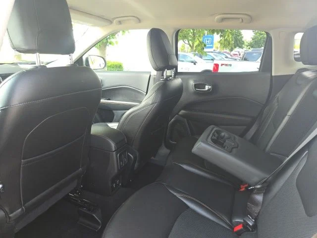 Used 2020 Billet Silver Metallic Jeep Limited image 13