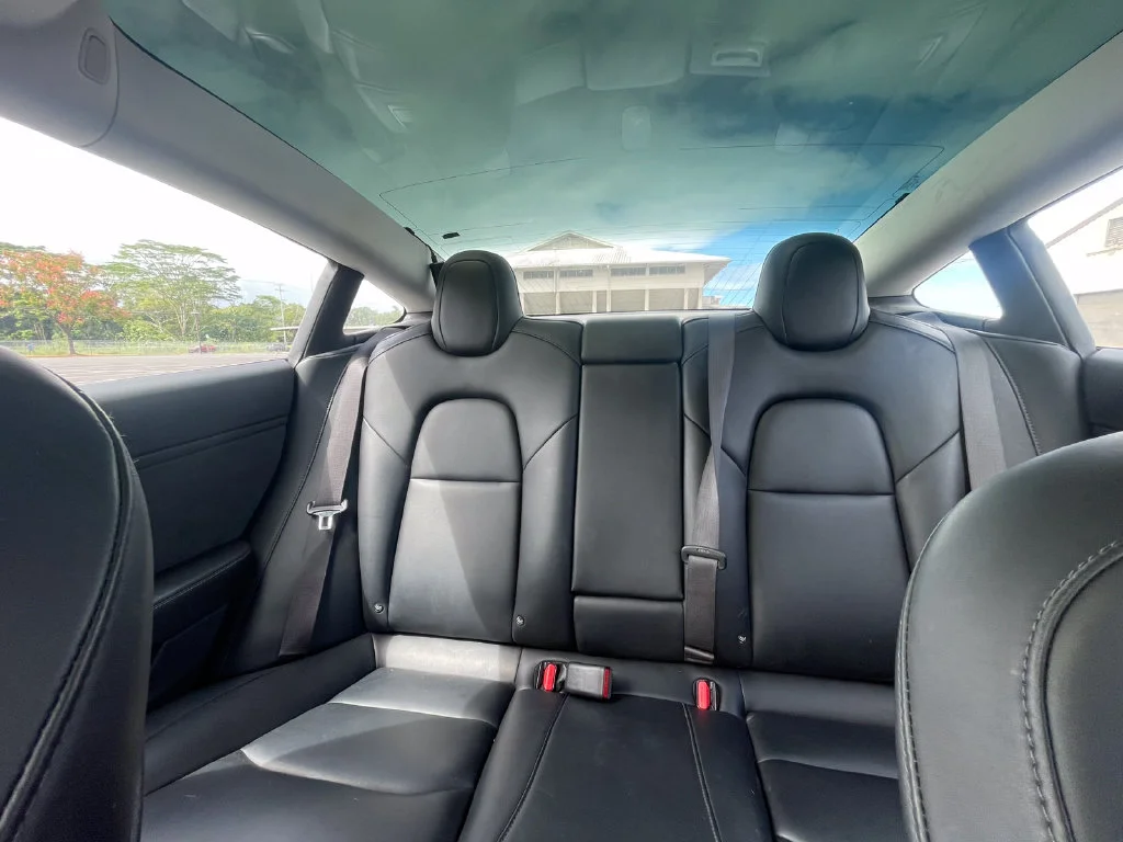 Used 2018 White Tesla Long Range image 12