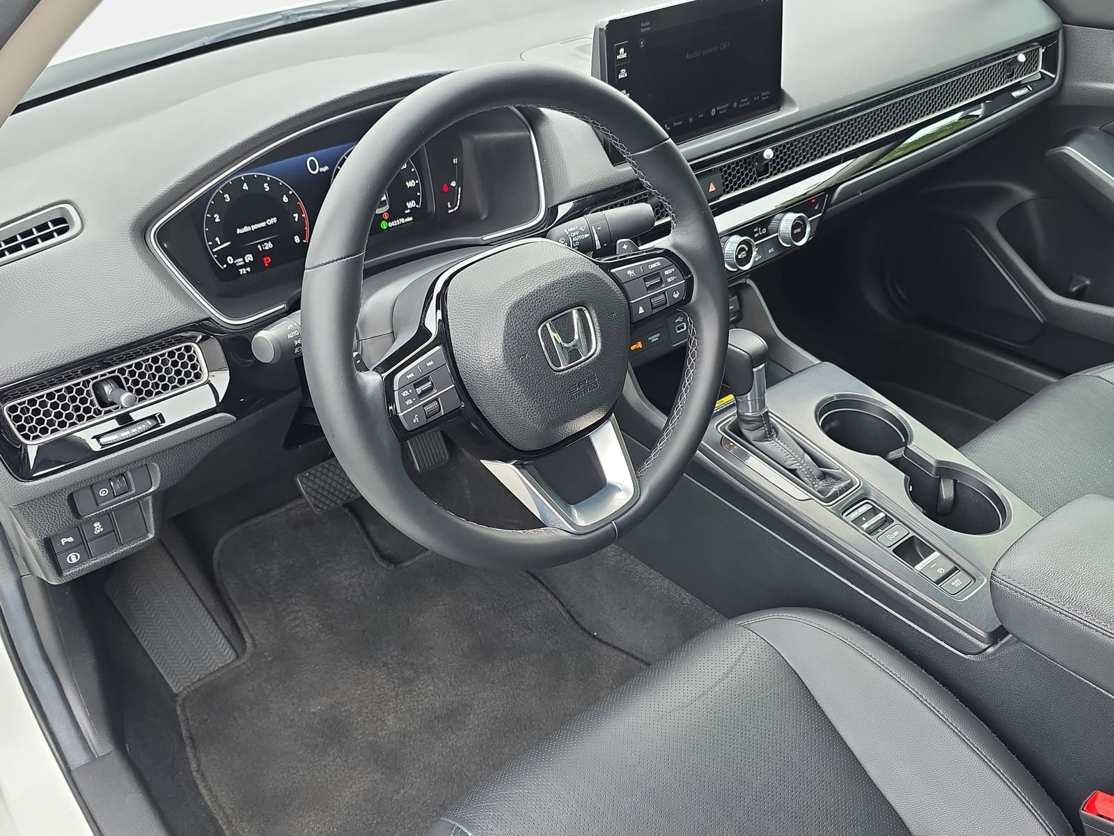 Used 2024  Honda Touring image 16
