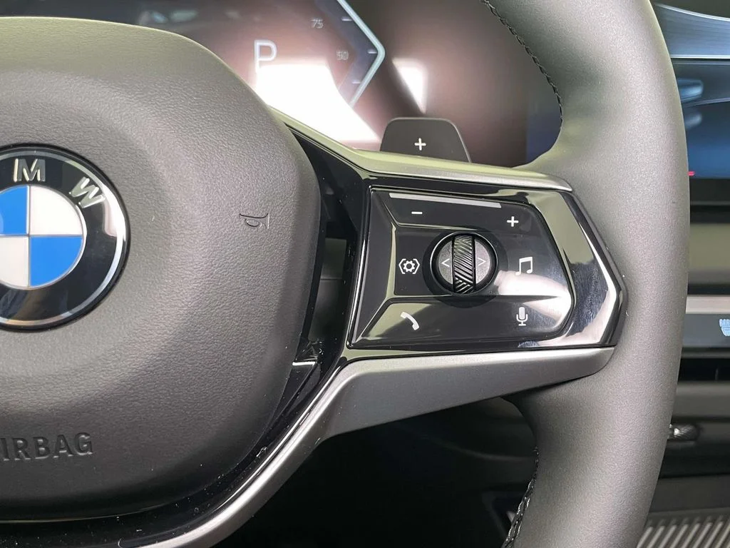 New 2026 Beige BMW 30 xDrive image 31