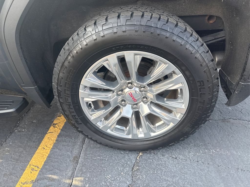 Used 2021 Hunter Metallic GMC Denali image 33