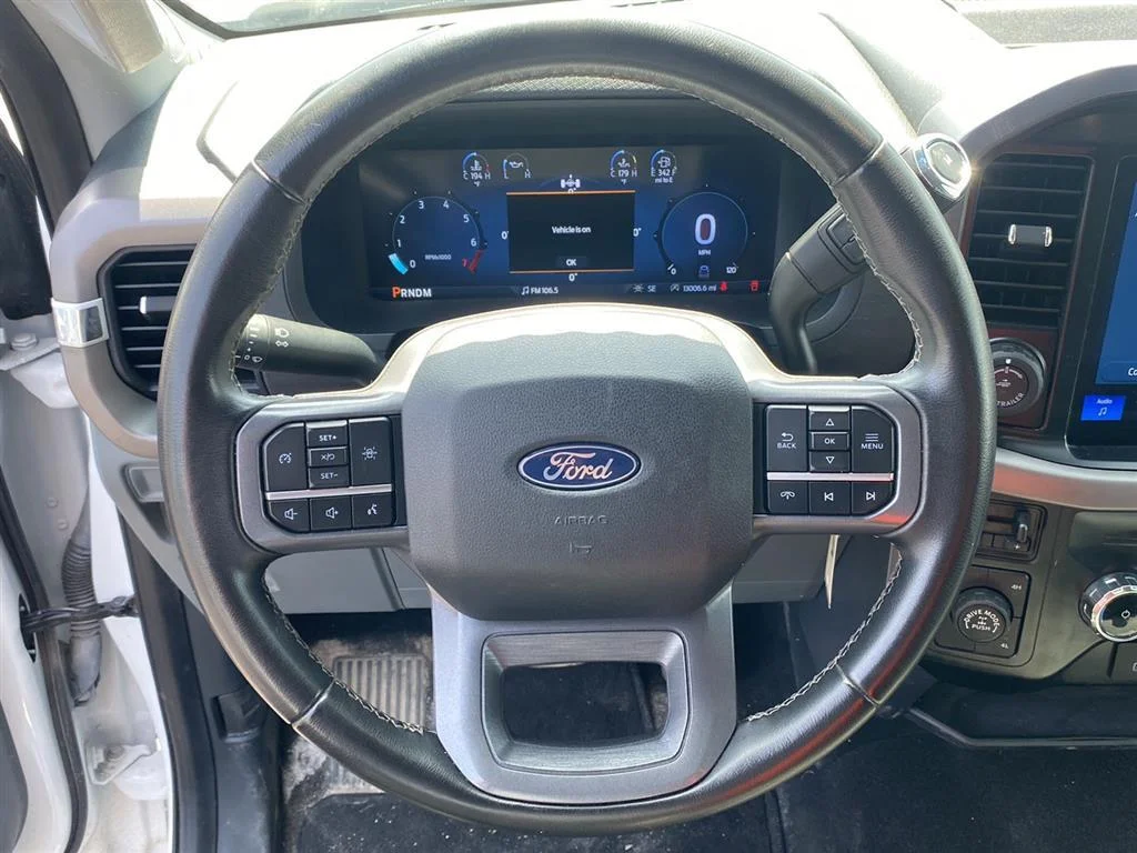Used 2024 Oxford White Ford XLT image 12