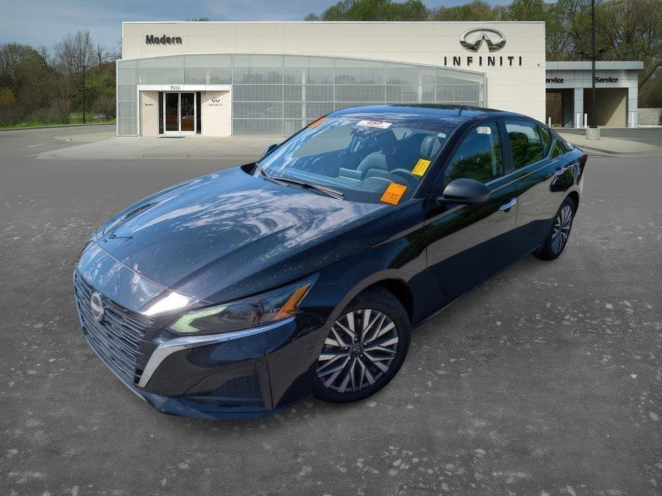 2025 Nissan Altima 2.5 SV's photo