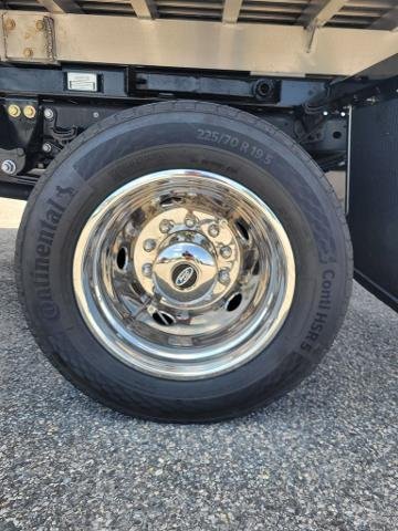 New 2026 Oxford White Ford F-450® XL image 43