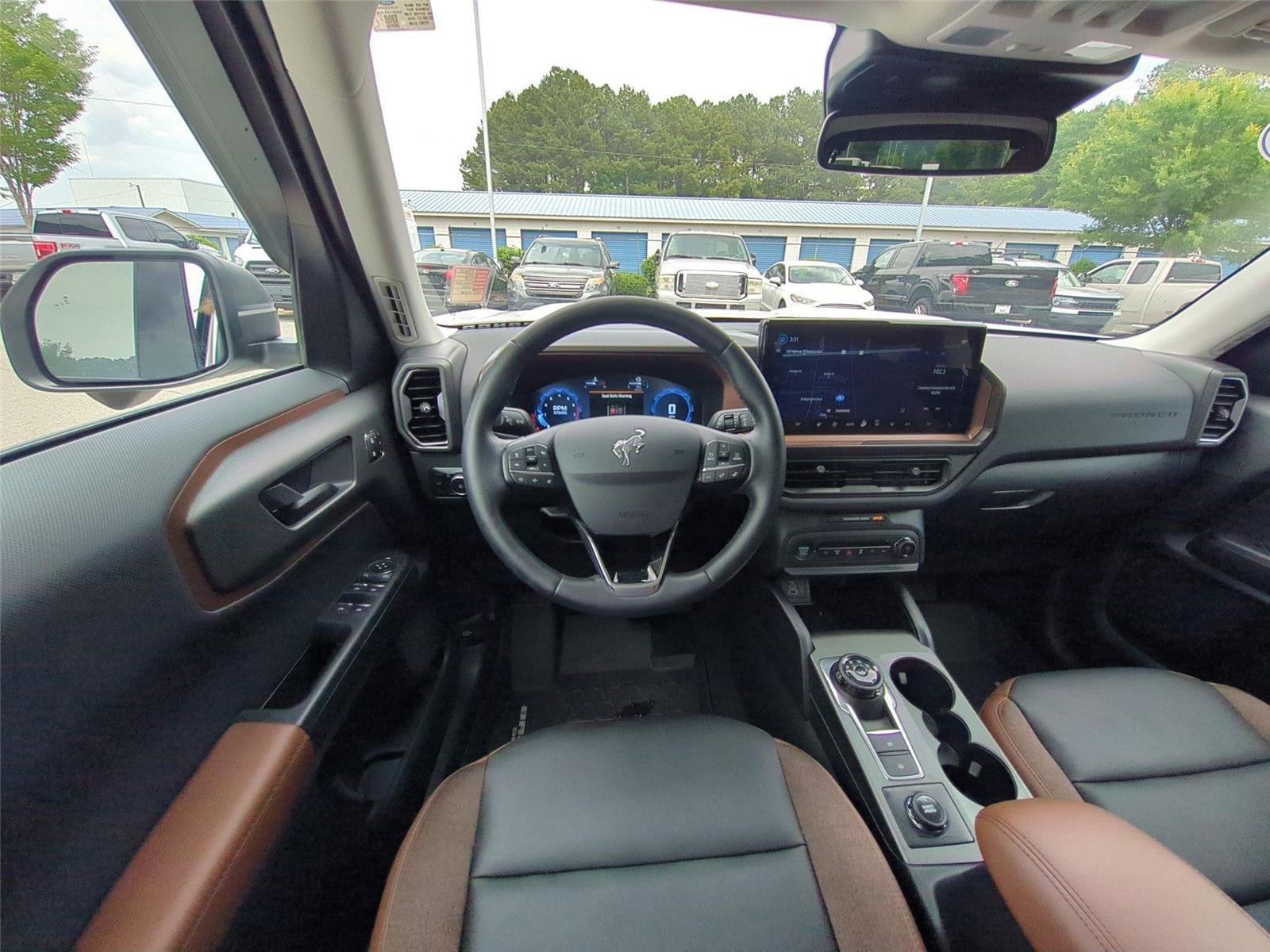 Used 2025 Oxford White Clearcoat Ford Outer Banks image 35