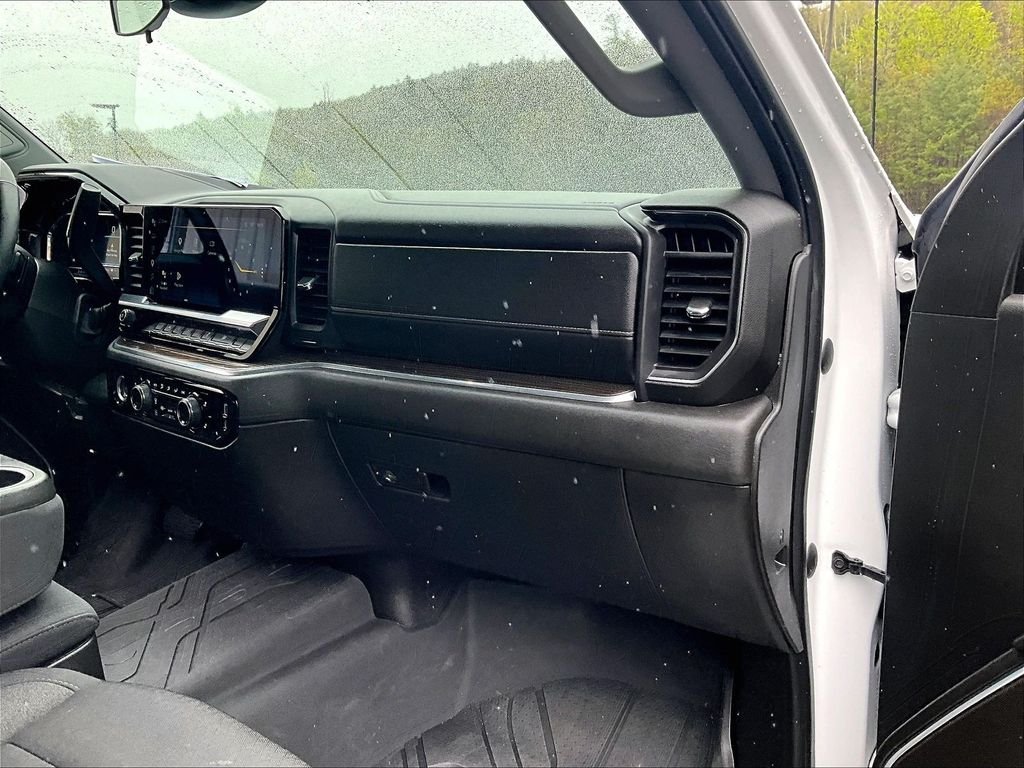 Used 2023 Summit White Chevrolet LT image 13