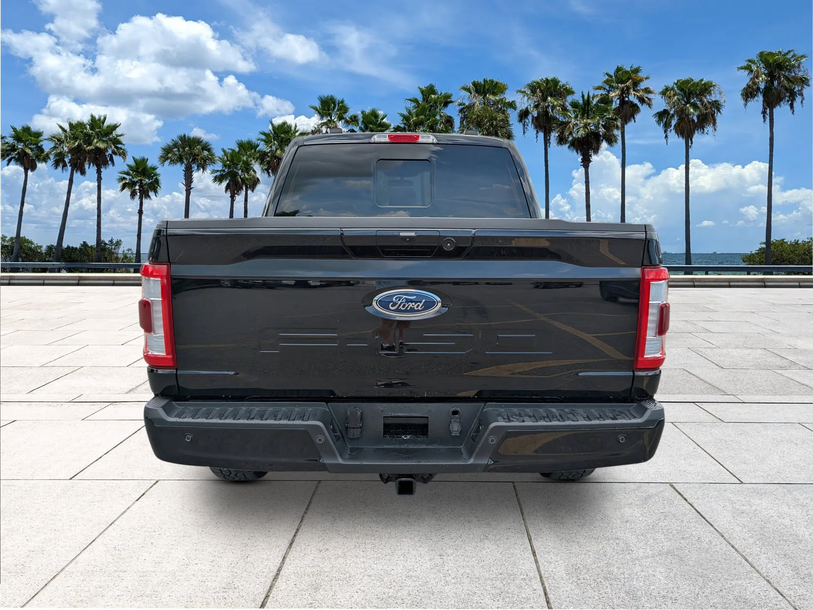 Certified Used 2023 Agate Black Metallic Ford LARIAT image 8