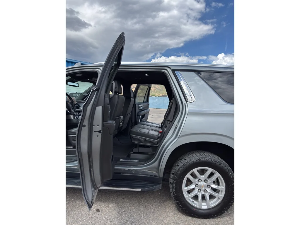 Used 2023 Sterling Gray Metallic Chevrolet LT image 6