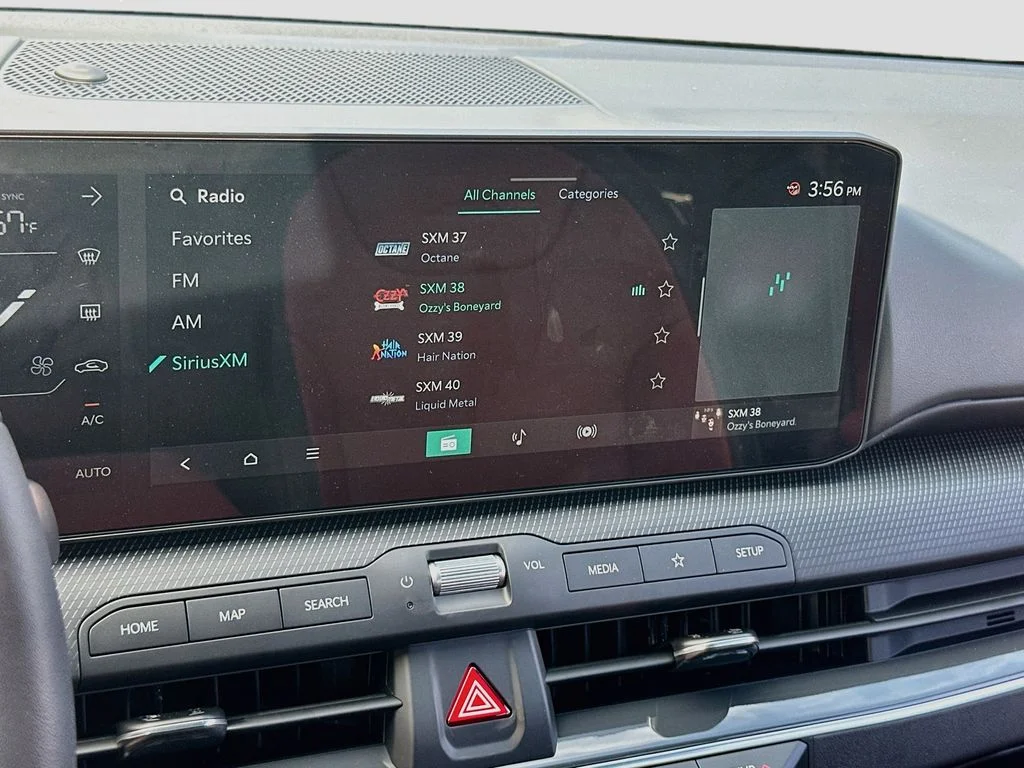 New 2026 Snow White Pearl Kia GT-Line image 15