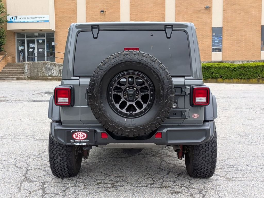 Used 2022 Gray Jeep Unlimited High Tide image 4