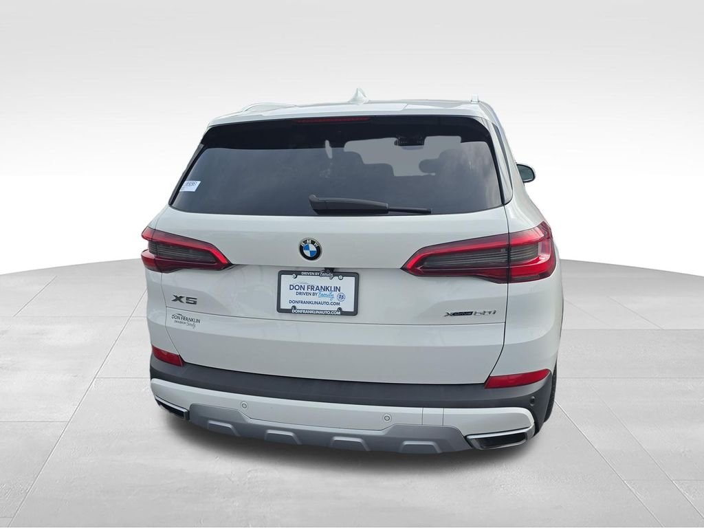 Used 2020 White BMW xDrive50i image 4