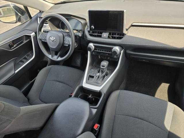 Certified Used 2023 SILVER SKY METALLIC Toyota  image 20