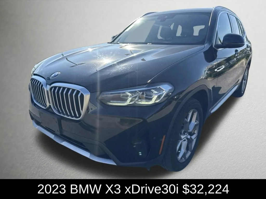 Used 2023  BMW xDrive30i image 7