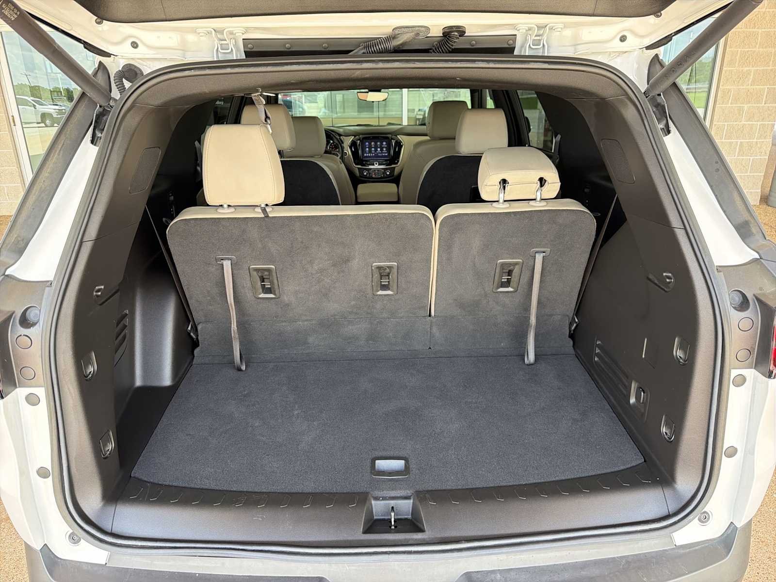 2023 Chevrolet Traverse 3LT - Photo 27
