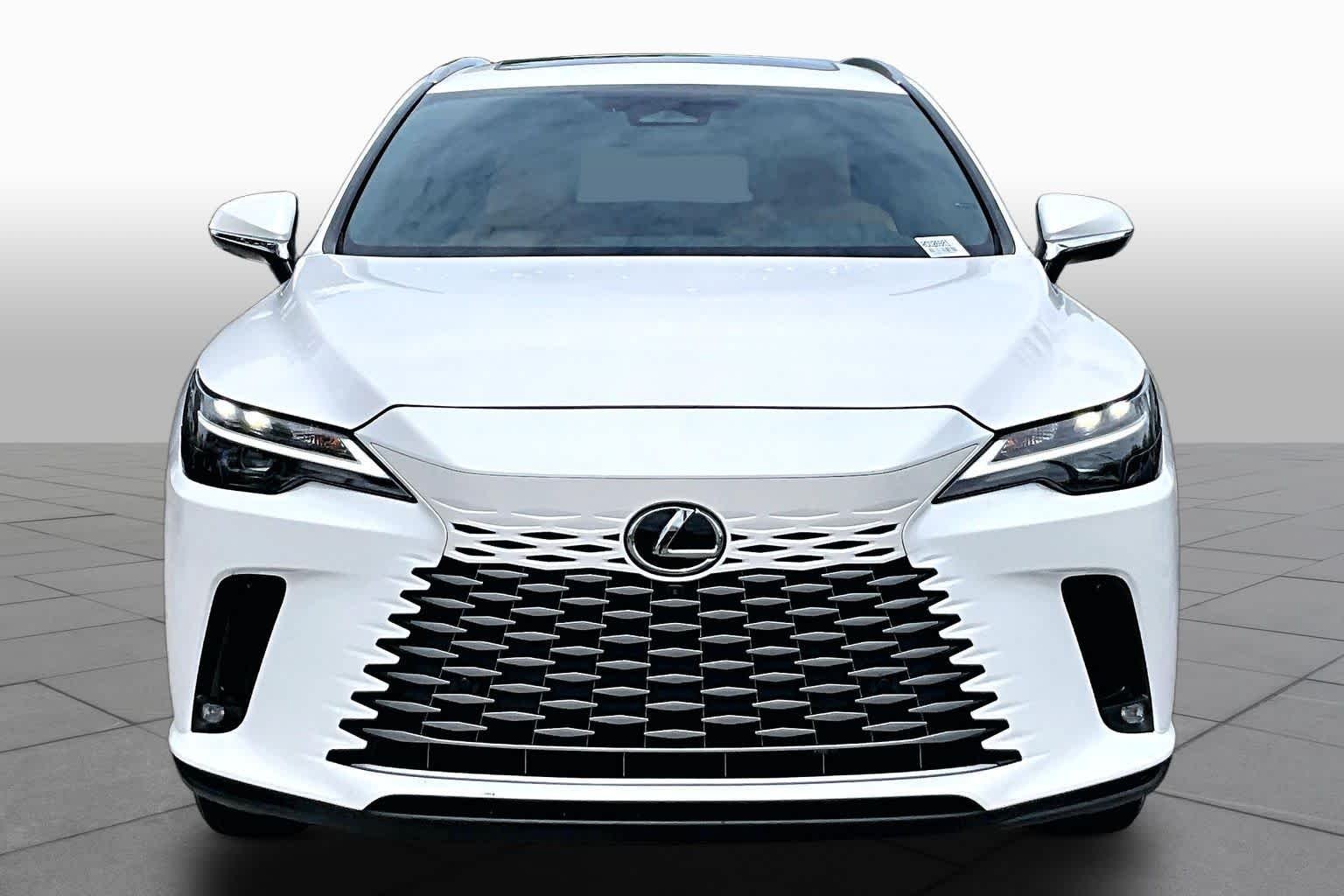Used 2024 Eminent White Pearl Lexus Premium Plus image 4