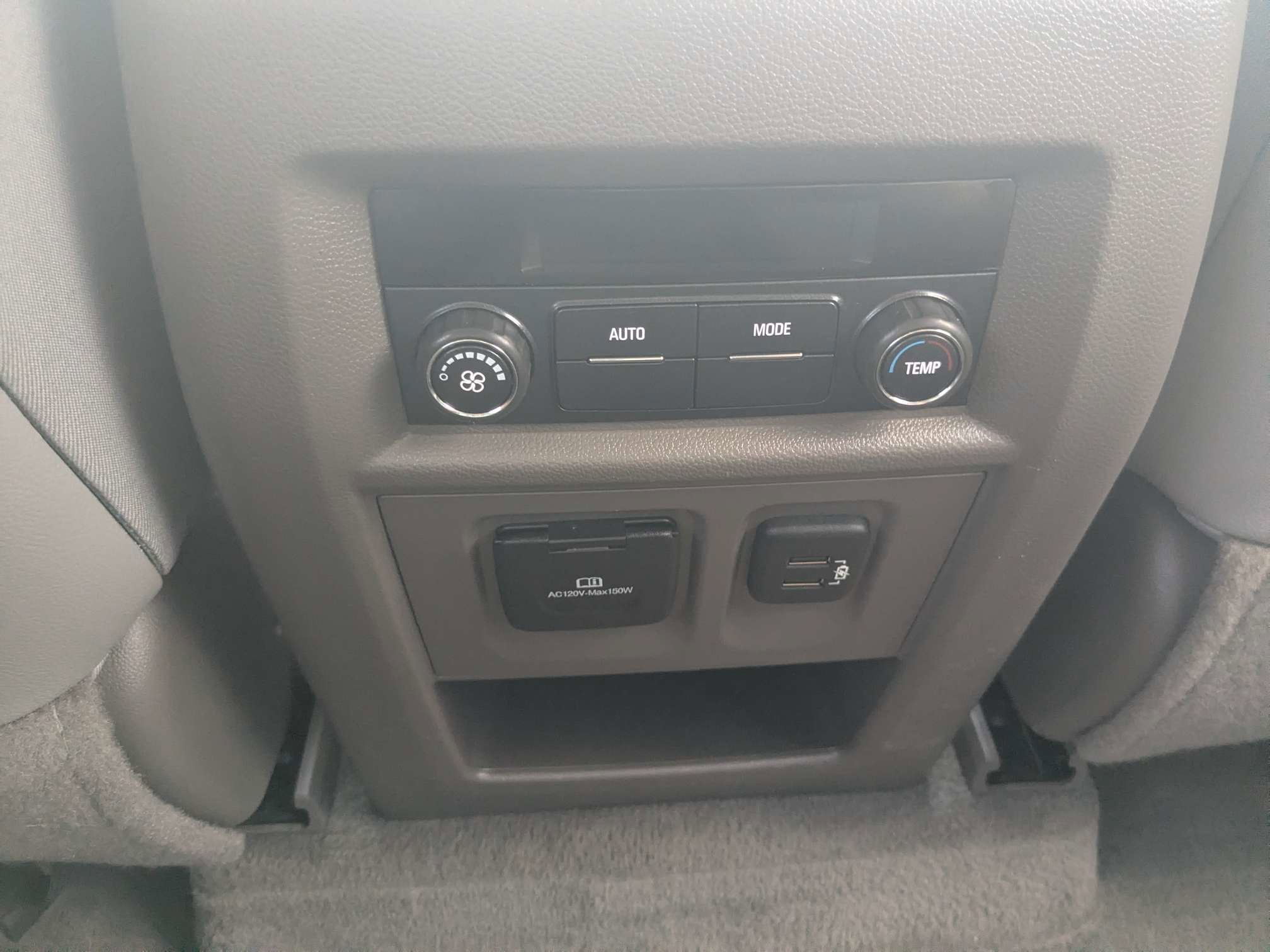 Used 2019 Mosaic Black Metallic Chevrolet LT Leather image 18