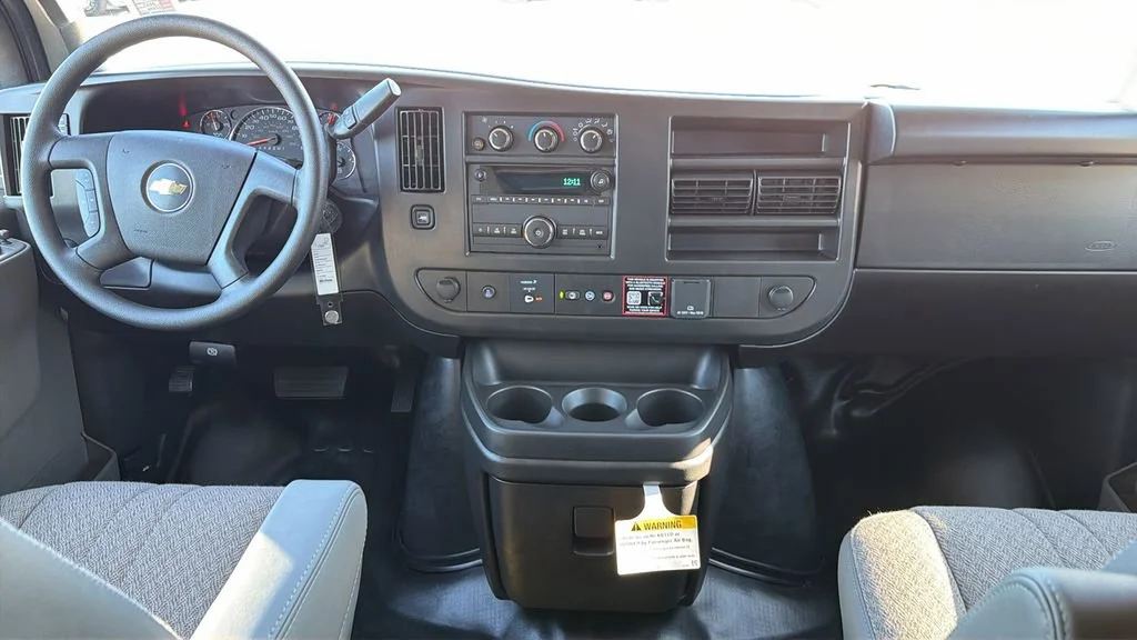 2025 Chevrolet Express Cargo Work Van - Photo 22