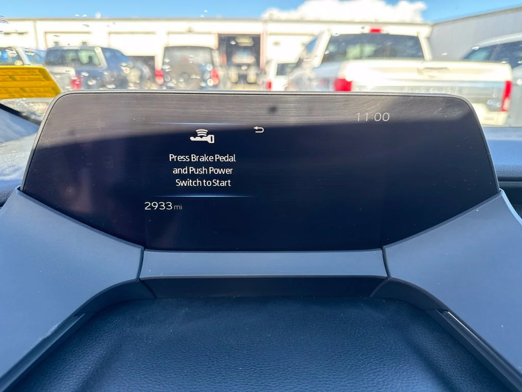 Used 2025 Pearl Toyota SE image 12