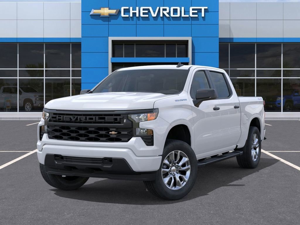 New 2025 Chevrolet Silverado 1500 Custom 4D Crew Cab