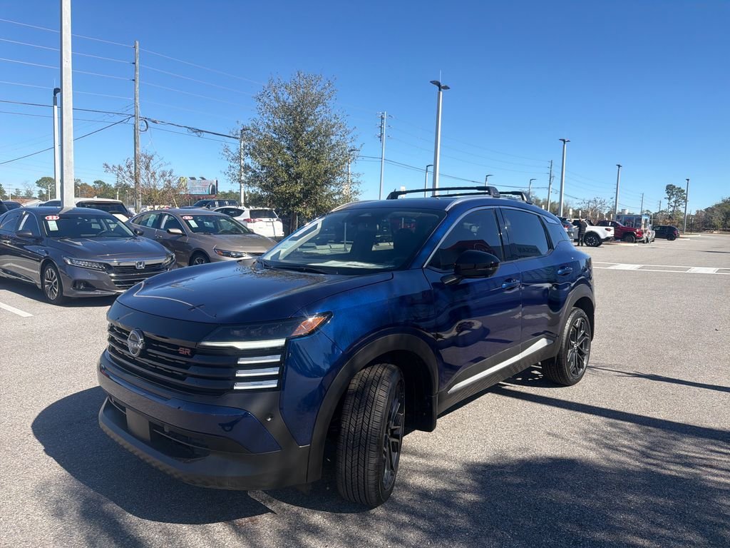 New 2026 Nissan Kicks SR 4D Sport Utility