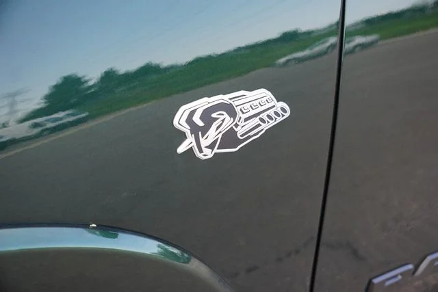New 2026 Serrano-Green Metallic Exterior Paint RAM Laramie image 10