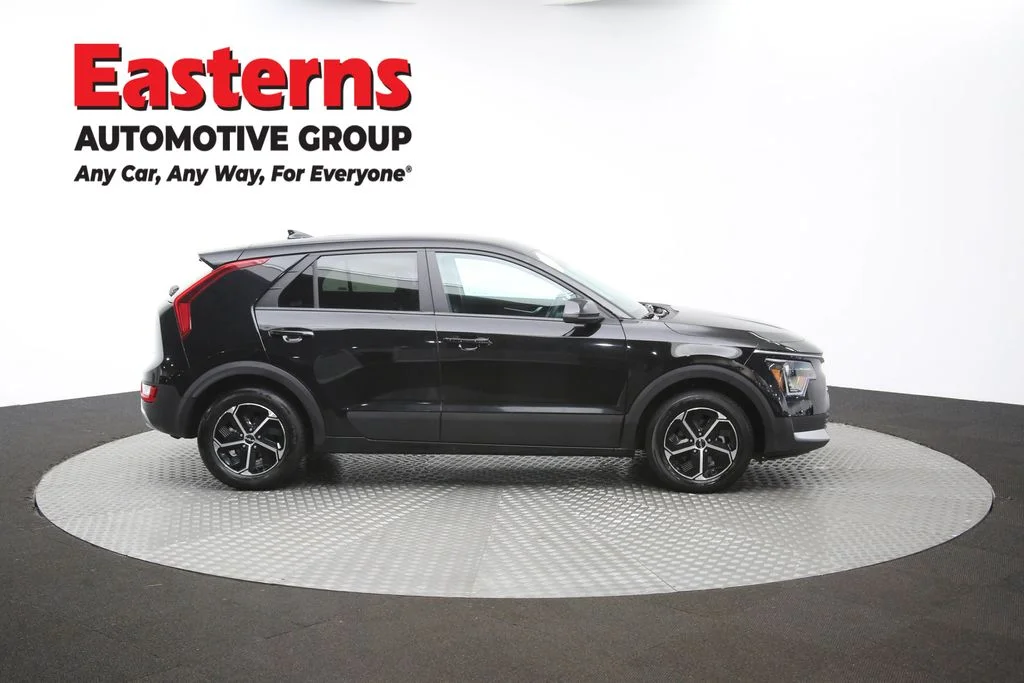 Used 2025 Black Kia LX image 62