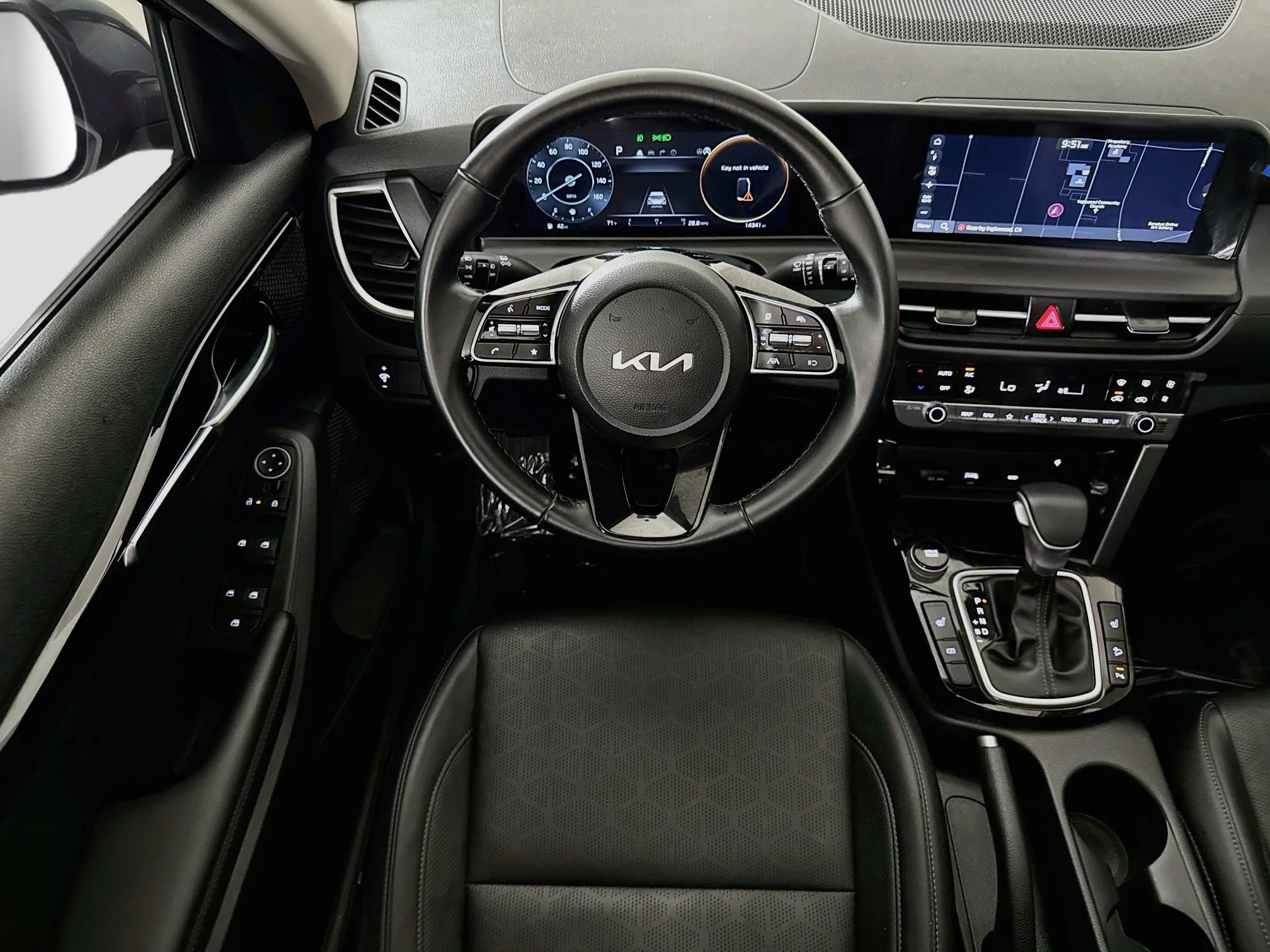 Used 2026  Kia EX image 25